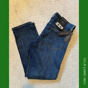 Banana Republic | Slim Straight Jeans | Dark Indigo Wash | 32W x 30L